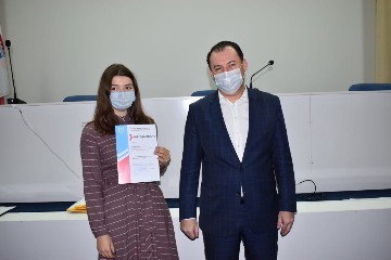 Награждение активных добровольцев