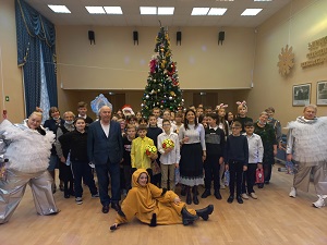 Новогодние благотворительные представления